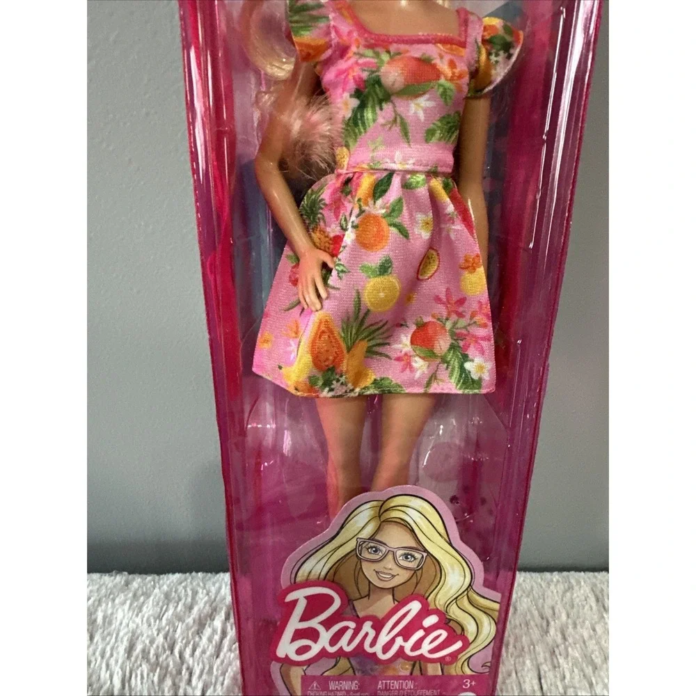 2021 Fashionista Barbie Blonde‎ Glasses Doll #181 HBV15 NRFB